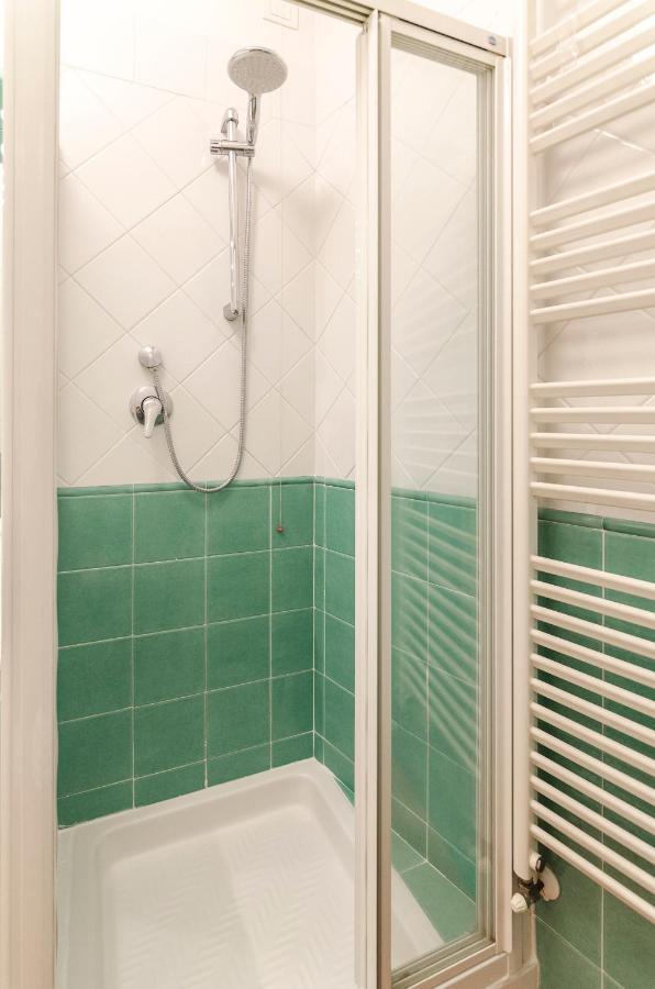 Appartamento Flat 13: Elegante e Luminoso con terrazzo privato Bologna Esterno foto