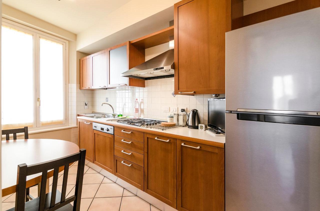 Appartamento Flat 13: Elegante e Luminoso con terrazzo privato Bologna Esterno foto